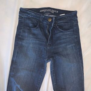 American Eagle High-Rise Jegging